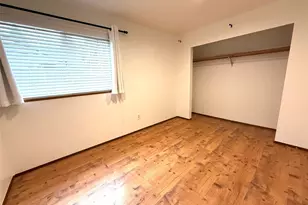 12043 Bartlett Ave NE, Seattle, WA 98125 - Photo 20