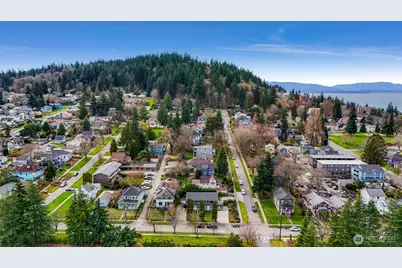 800 E Maple Street, Bellingham, WA 98225 - Photo 2