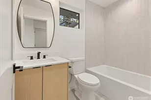 10748 Interlake Ave N, Seattle, WA 98133 - Photo 6