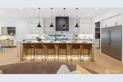 218 163rd Place SE, Bellevue, WA 98008 - Photo 2