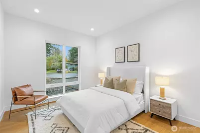 218 163rd Place SE, Bellevue, WA 98008 - Photo 12