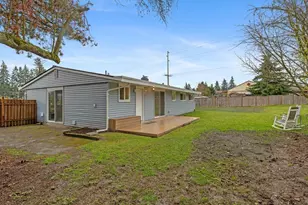 1615 N 196th Pl, Shoreline, WA 98133 - Photo 4