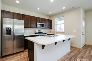 1033 Banyan St, Bremerton, WA 98310 - Photo 6