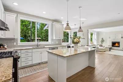 18235 NE 196th Court, Woodinville, WA 98077 - Photo 12
