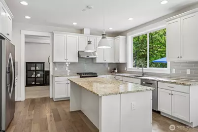 18235 NE 196th Court, Woodinville, WA 98077 - Photo 8