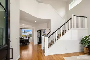 35814 SE Crest View Loop, Snoqualmie, WA 98065 - Photo 2