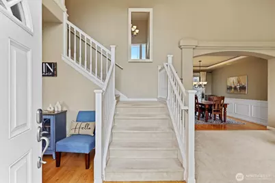 18505 Hawksview Drive, Arlington, WA 98223 - Photo 2