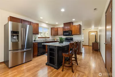 24129 NE 112th Lane #151, Redmond, WA 98053 - Photo 6