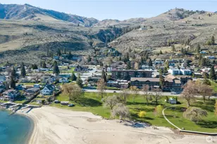 2220 W Woodin Ave, Chelan, WA 98816 - Photo 32