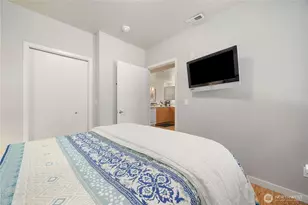 2220 W Woodin Ave, Chelan, WA 98816 - Photo 12