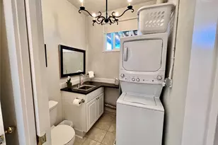 1009 1st St, Snohomish, WA 98290 - Photo 4