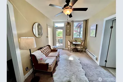 1009 1st Street, Snohomish, WA 98290 - Photo 2