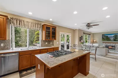 11215 29th Street SE, Lake Stevens, WA 98258 - Photo 8