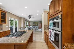 11215 29th St SE, Lake Stevens, WA 98258 - Photo 10