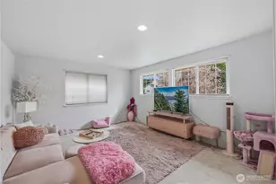 11215 29th St SE, Lake Stevens, WA 98258 - Photo 14