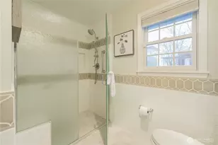 7046 55th Ave NE, Seattle, WA 98115 - Photo 18