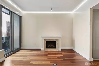 737 Olive Way #2809, Seattle, WA 98101 - Photo 4