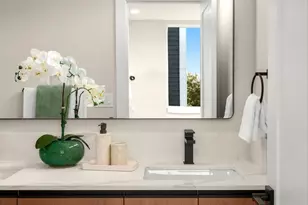 1125 A 10th Ave E, Seattle, WA 98102 - Photo 16