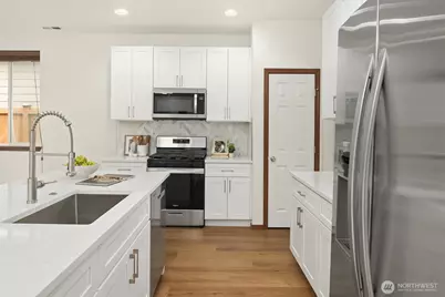 12871 NE 198th Place, Woodinville, WA 98072 - Photo 14