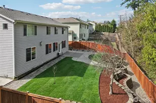 13916 SE 86th St, Newcastle, WA 98059 - Photo 8