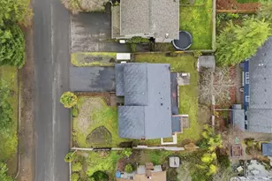 729 NE Pinecrest Dr, Bremerton, WA 98311 - Photo 40