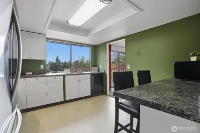 729 NE Pinecrest Drive, Bremerton, WA 98311 - Photo 20