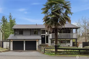 729 NE Pinecrest Dr, Bremerton, WA 98311 - Photo 1