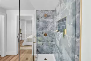 13046 15th Ave NE, Seattle, WA 98125 - Photo 16