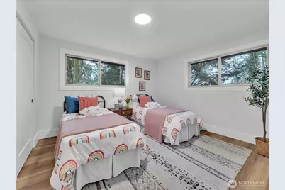 13046 15th Avenue NE, Seattle, WA 98125 - Photo 18