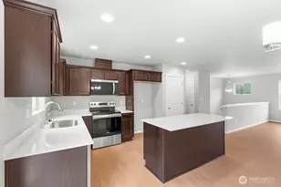 8103 108th St NE, Marysville, WA 98271 - Photo 10