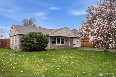 2012 Nipsic Avenue, Bremerton, WA 98310 - Photo 2