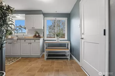 2012 Nipsic Avenue, Bremerton, WA 98310 - Photo 10