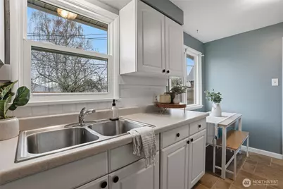 2012 Nipsic Avenue, Bremerton, WA 98310 - Photo 16