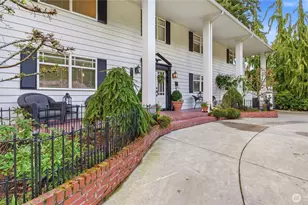 10506 Robin Hood Dr, Edmonds, WA 98020 - Photo 2