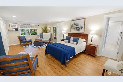 10506 Robin Hood Drive, Edmonds, WA 98020 - Photo 14