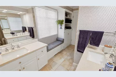 10506 Robin Hood Drive, Edmonds, WA 98020 - Photo 16