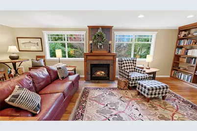 10506 Robin Hood Drive, Edmonds, WA 98020 - Photo 20