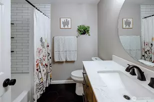 1819 N 107th St, Seattle, WA 98133 - Photo 20