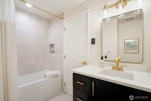 17603 NE 30th Pl, Redmond, WA 98052 - Photo 22