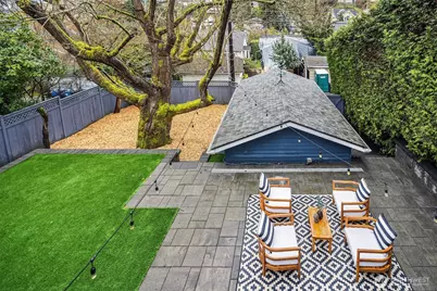 917 E Allison Street, Seattle, WA 98102 - Photo 14