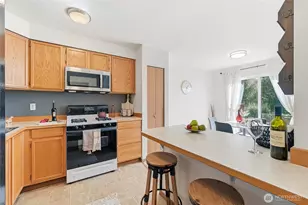 106 99th Ave SE, Lake Stevens, WA 98258 - Photo 6