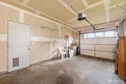 1975 Wilson Avenue, Enumclaw, WA 98022 - Photo 20