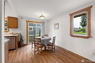 1975 Wilson Avenue, Enumclaw, WA 98022 - Photo 8