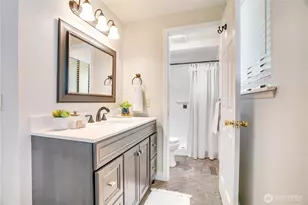 2925 SE Royalwood Pl, Port Orchard, WA 98367 - Photo 24