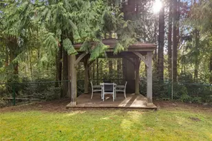 8547 Hide A Way Ln, Silverdale, WA 98383 - Photo 36