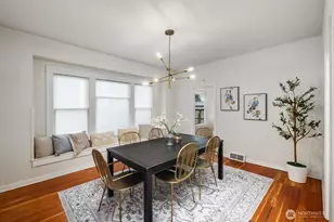 907 NW 61st St, Seattle, WA 98107 - Photo 8