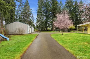 21911 120th St E, Bonney Lake, WA 98391 - Photo 38