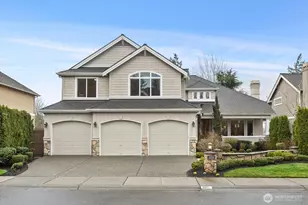 2211 204th Pl NE, Sammamish, WA 98074 - Photo 2