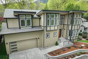 865 Front St S, Issaquah, WA 98027 - Photo 1