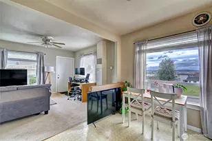 1018 Wall Street SE, Everett, WA 98201 - Photo 8